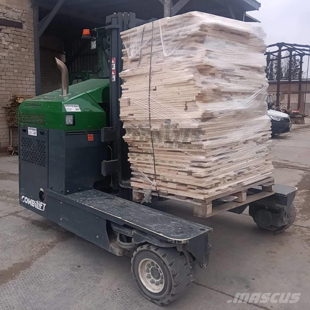 Combilift C 4000 D Tolóoszlopos négyutas targonca