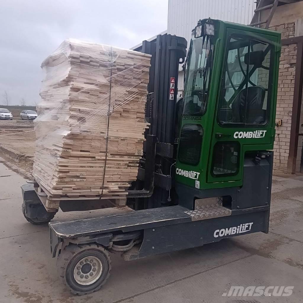 Combilift C 4000 D Tolóoszlopos négyutas targonca