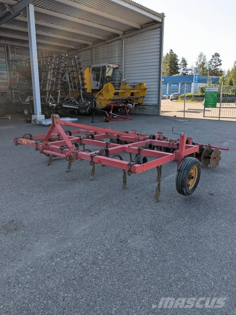 Väderstad SK13 Kultivátorok