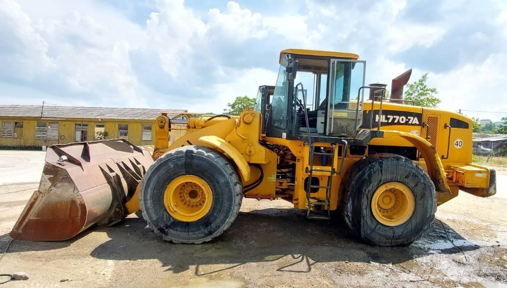 Hyundai HL 770-7 A Gumikerekes homlokrakodók