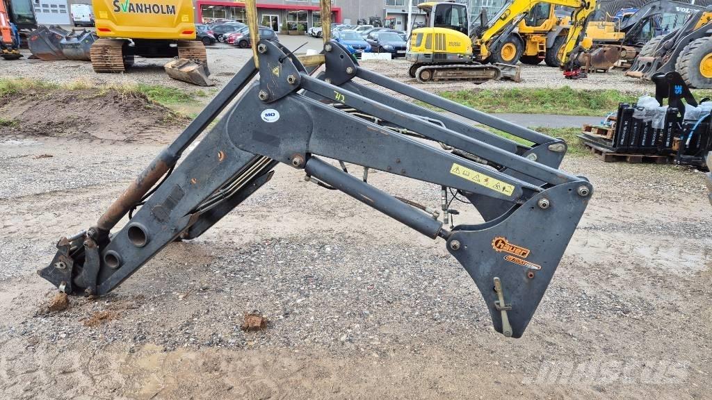 Hauer POM-C 150 Homlokrakodók és kotrók