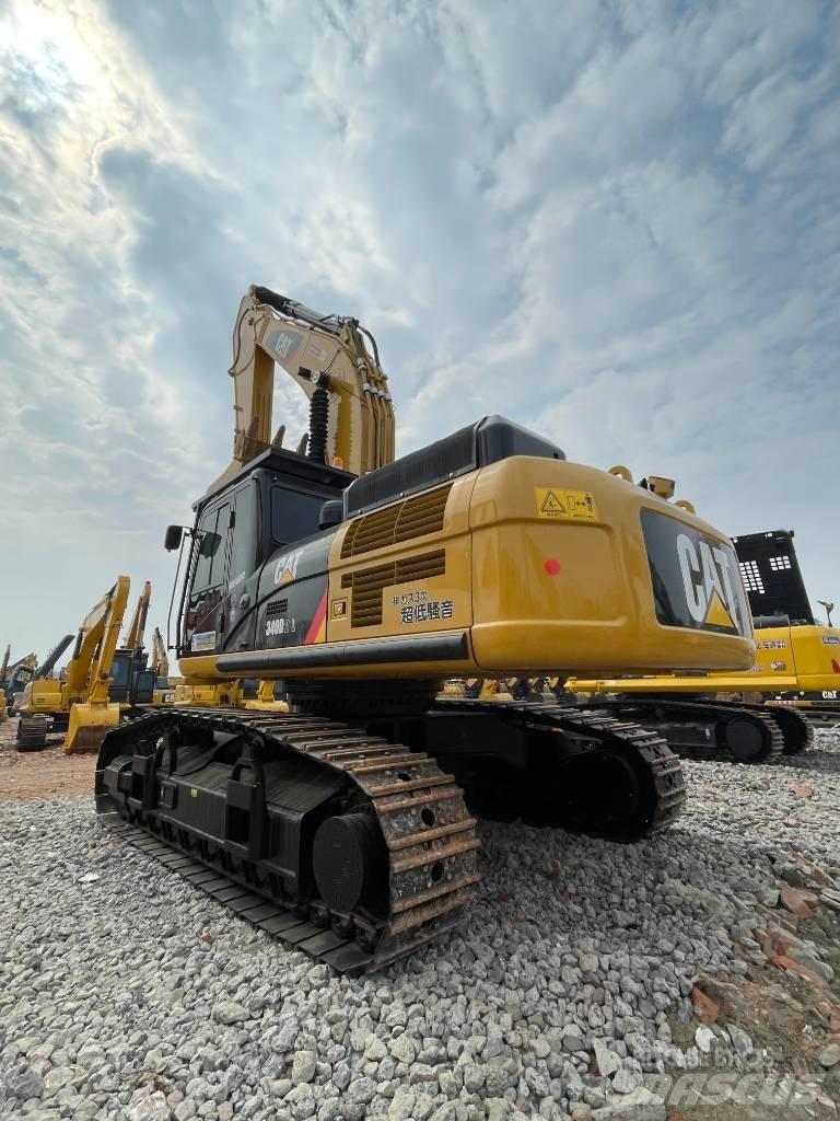 CAT 340 Lánctalpas kotrók