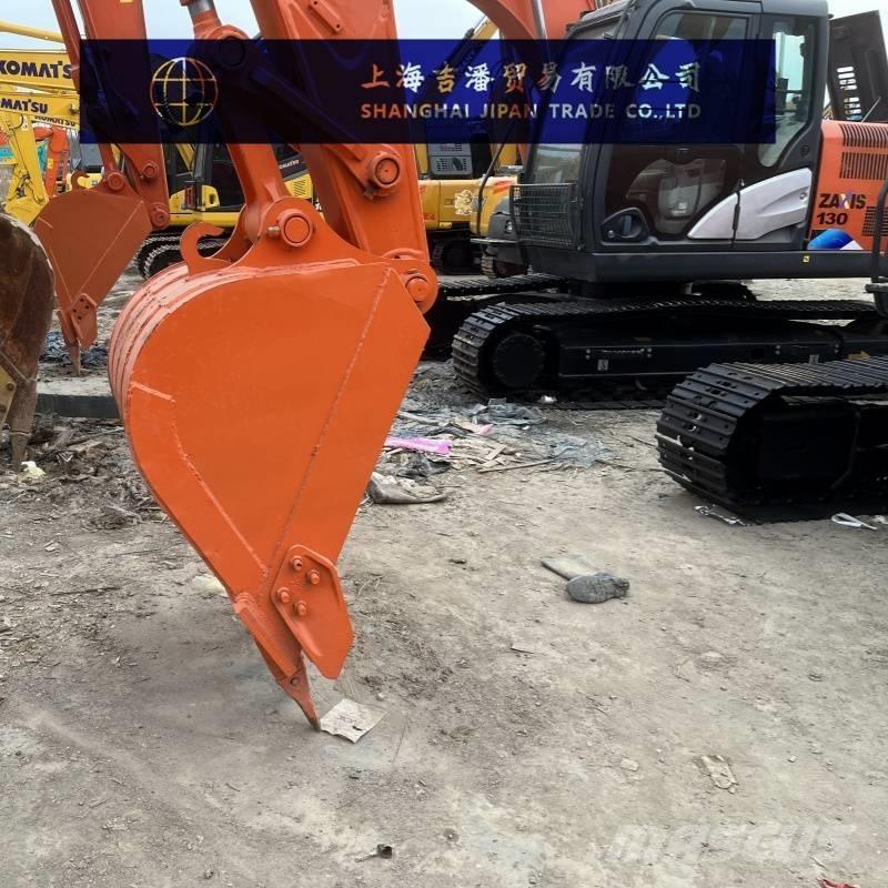 Hitachi ZX 130 Lánctalpas kotrók