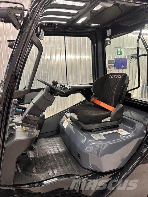 Toyota 52-8 FDF 30 Dízel targoncák