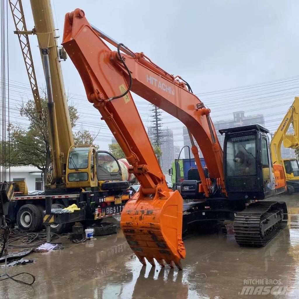 Hitachi ZX 210 Lánctalpas kotrók
