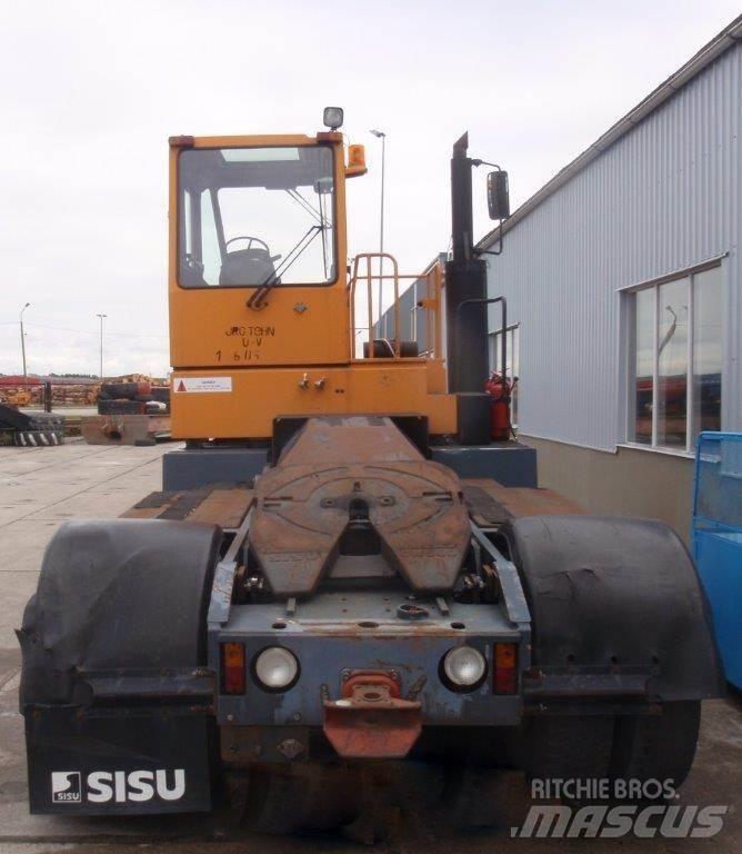 Sisu TRX 242 Terminál targoncák