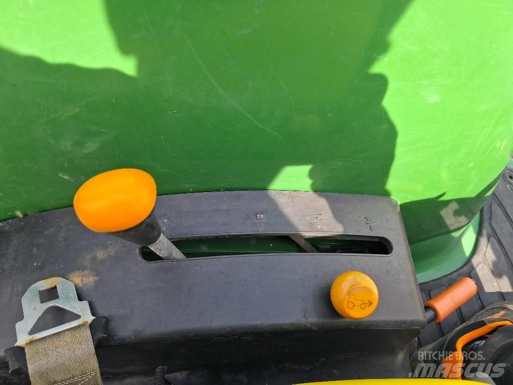 John Deere 4520 Traktorok