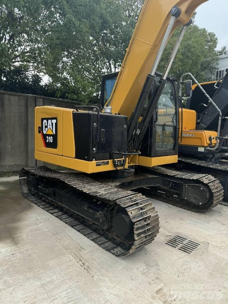 CAT 310 Egydobos hengerek