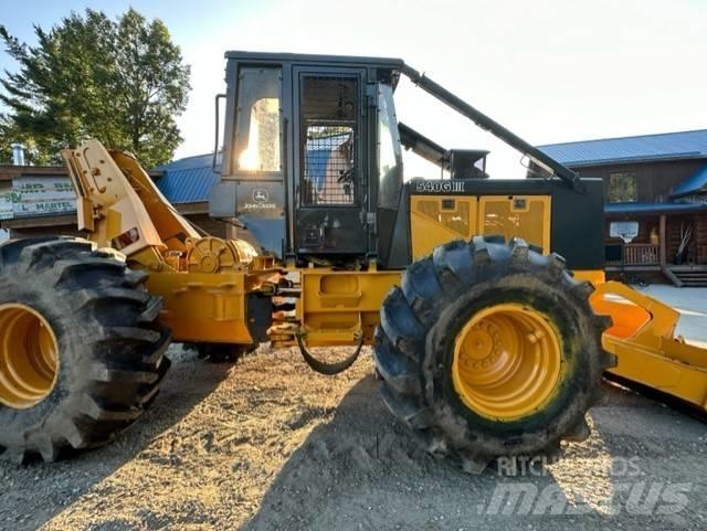 John Deere 540 G III Vonszolók