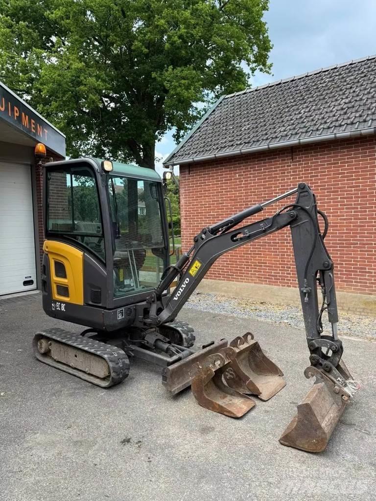 Volvo EC 18 C Mini kotrók < 7t