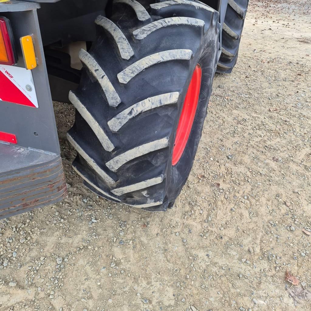 CLAAS Jaguar 870 Önjáró szecskázók