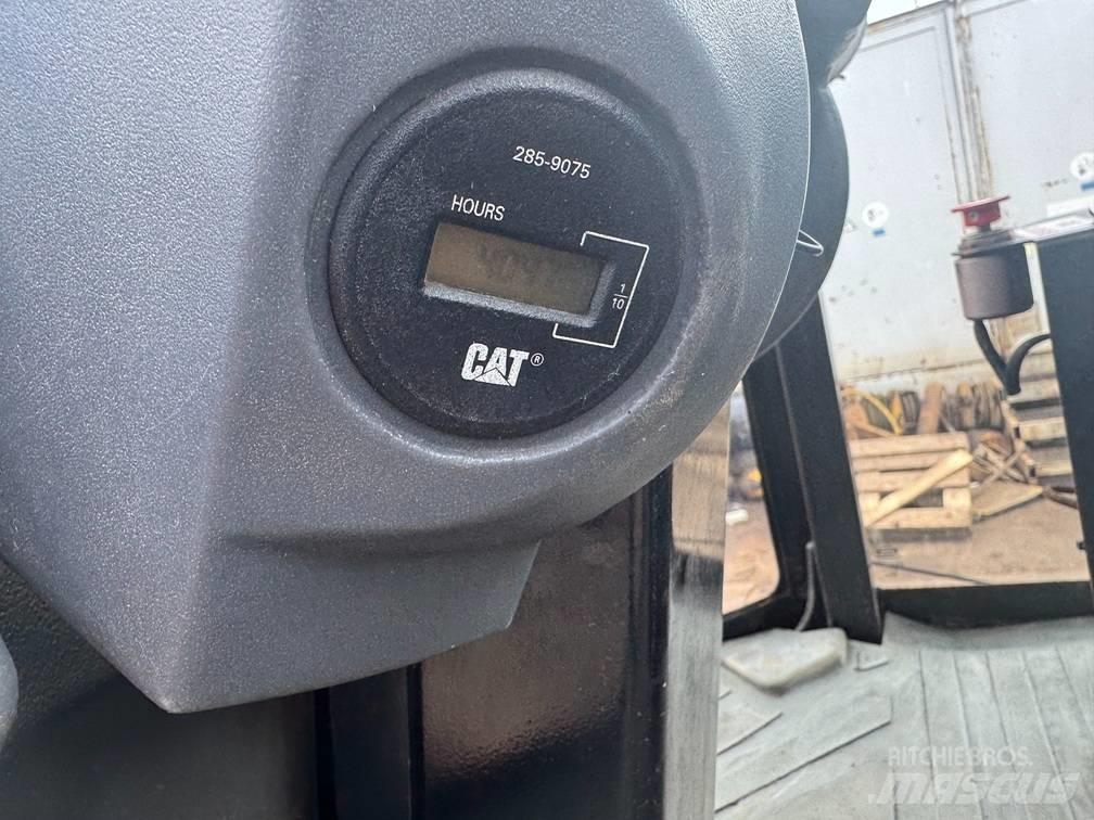 CAT CP 533 E Egydobos hengerek