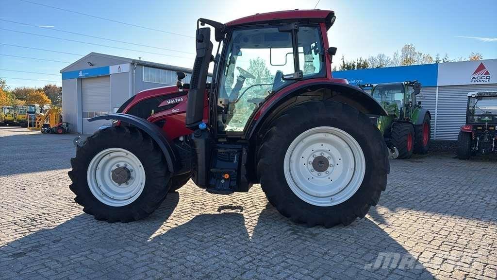 Valtra N134 0 Traktorok