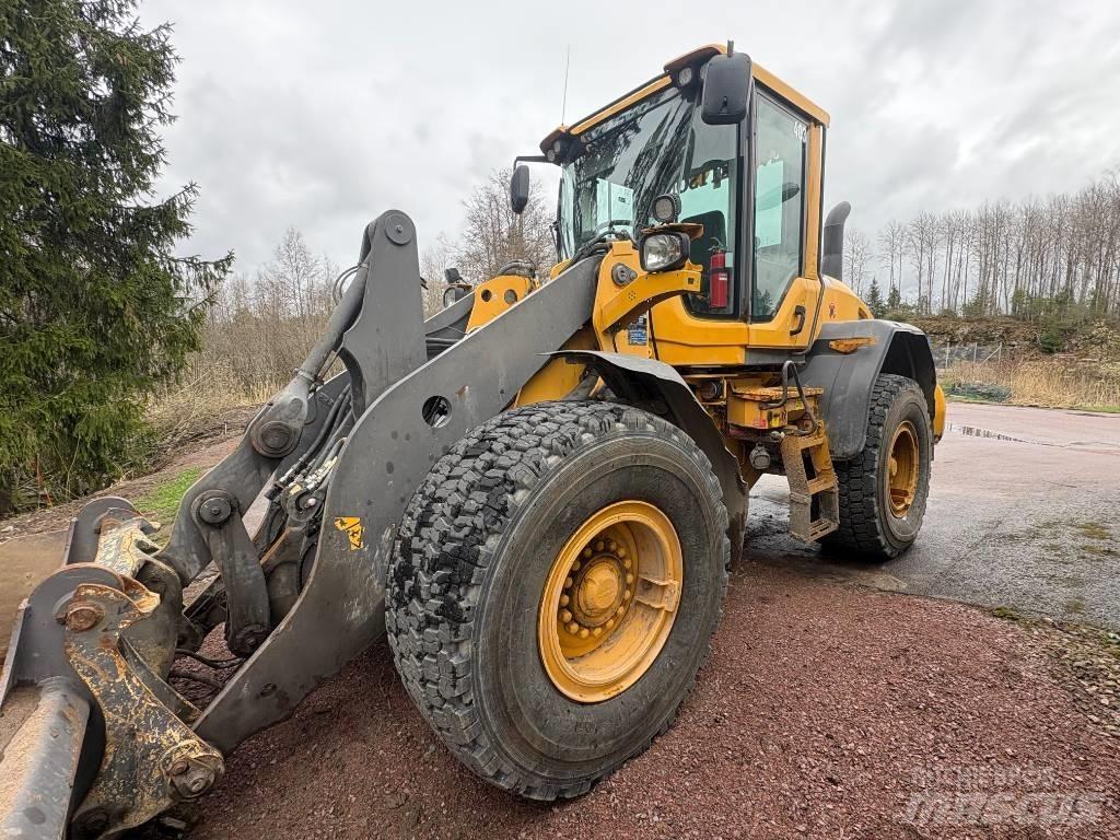 Volvo L 90 G Gumikerekes homlokrakodók