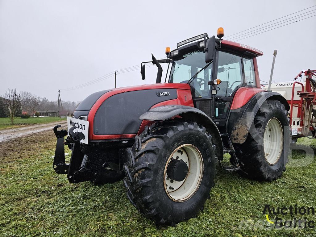 Valtra T190 Traktorok