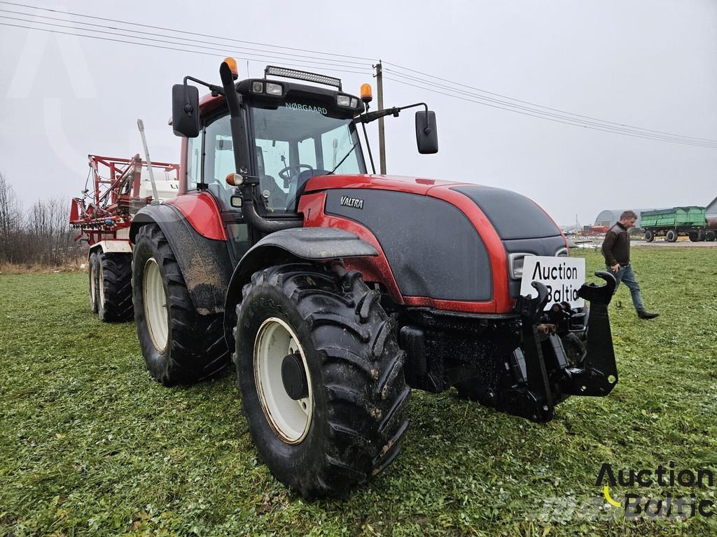 Valtra T190 Traktorok