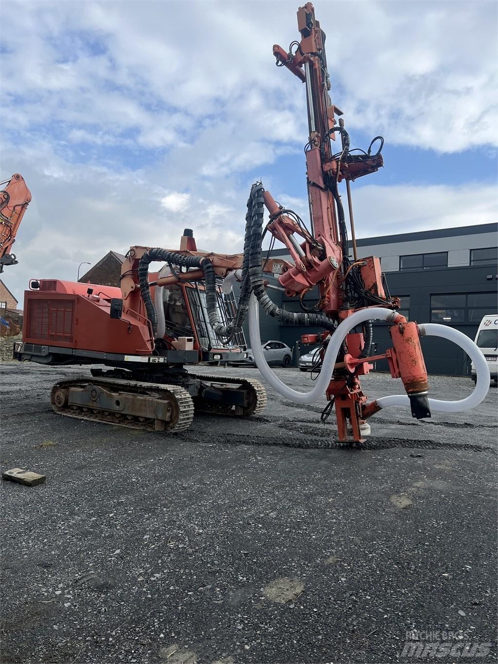 Sandvik DQ 500 Talaj fúró
