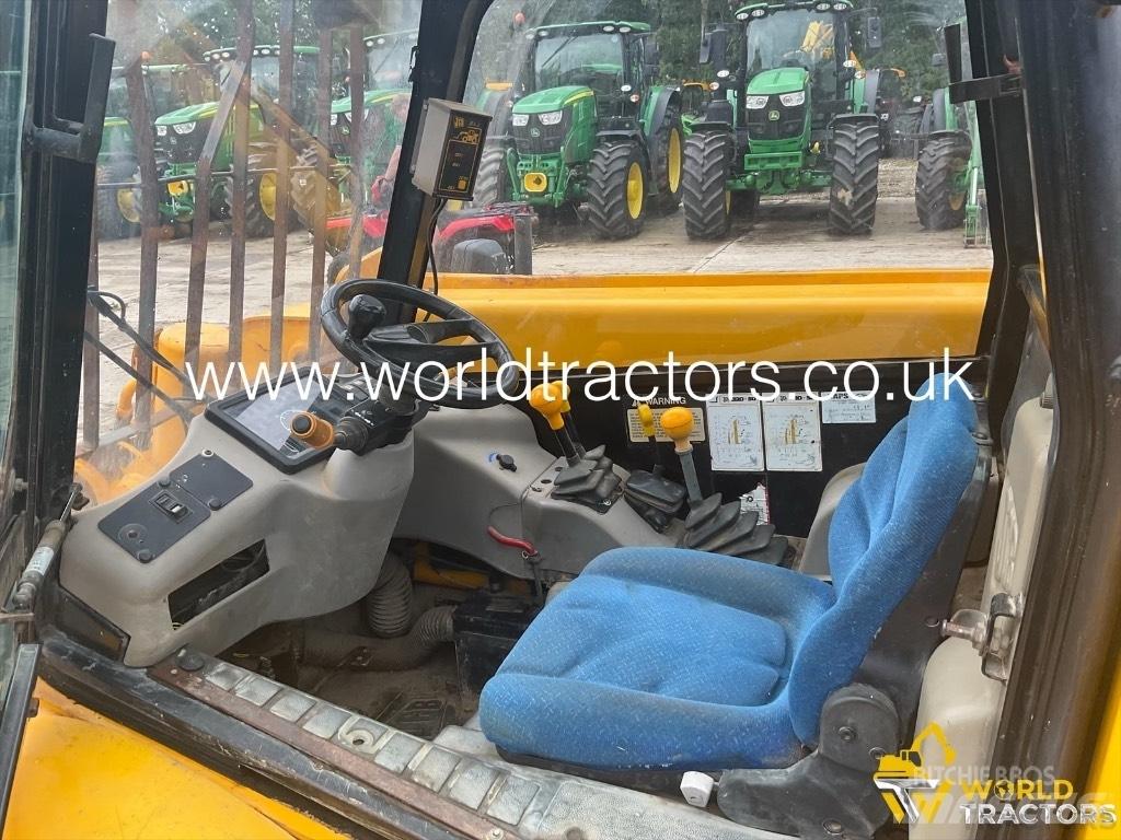 JCB 520-50 Gumikerekes homlokrakodók