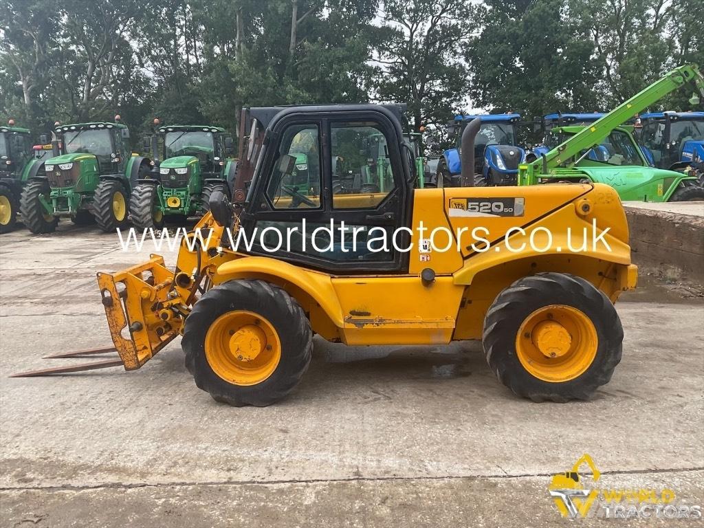 JCB 520-50 Gumikerekes homlokrakodók
