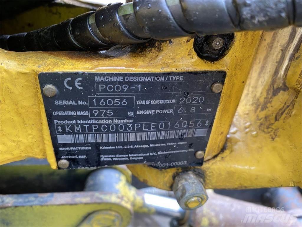 Komatsu PC09-1 Gumikerekes kotrók