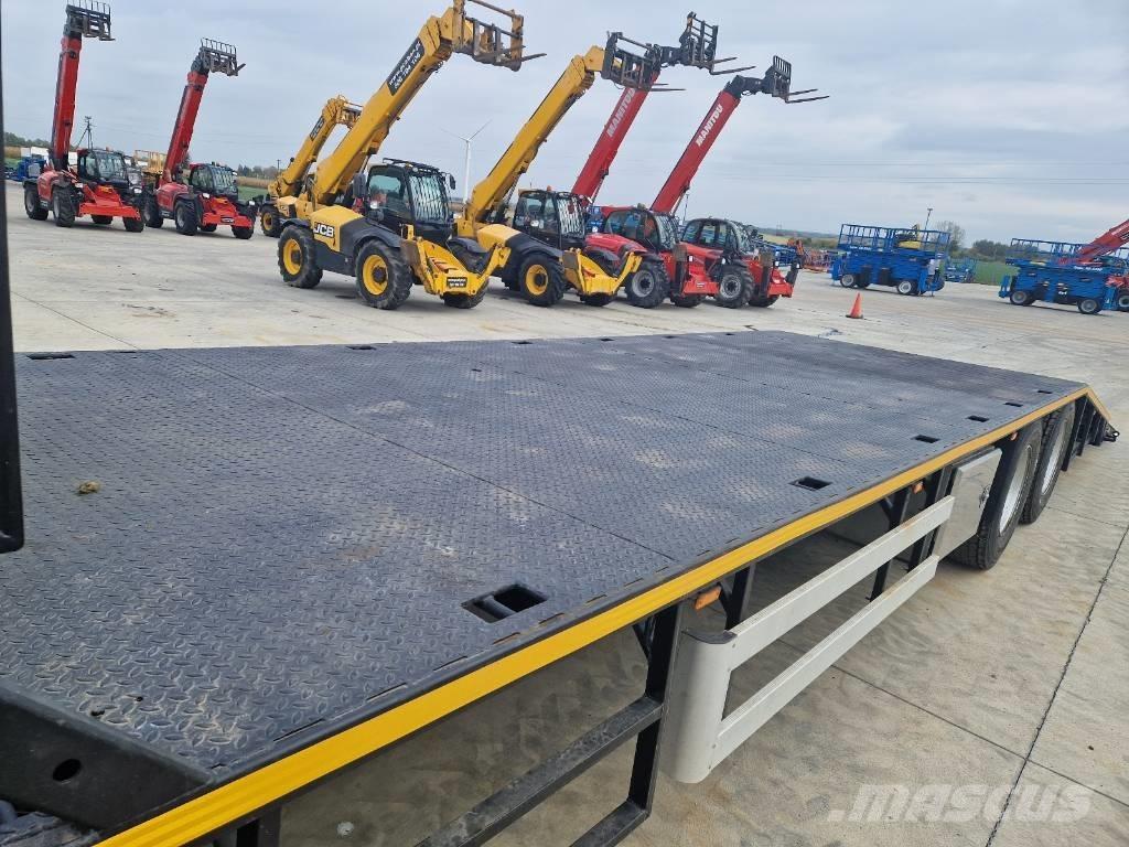 Scania P 400 Platós/Csörlős teherautók