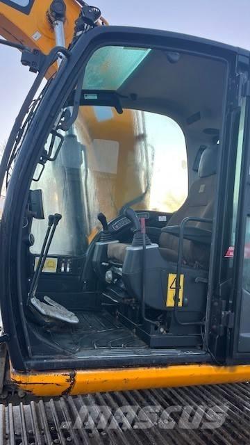 JCB JS 130 Lánctalpas kotrók