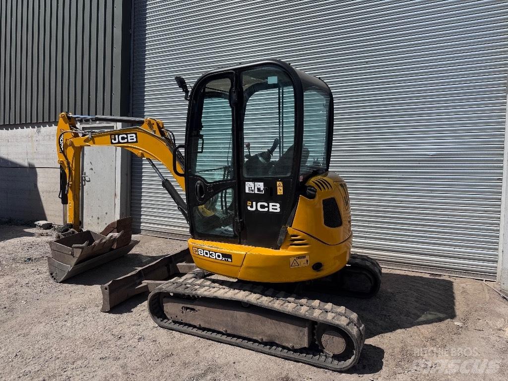 JCB 8030 ZTS Mini kotrók < 7t