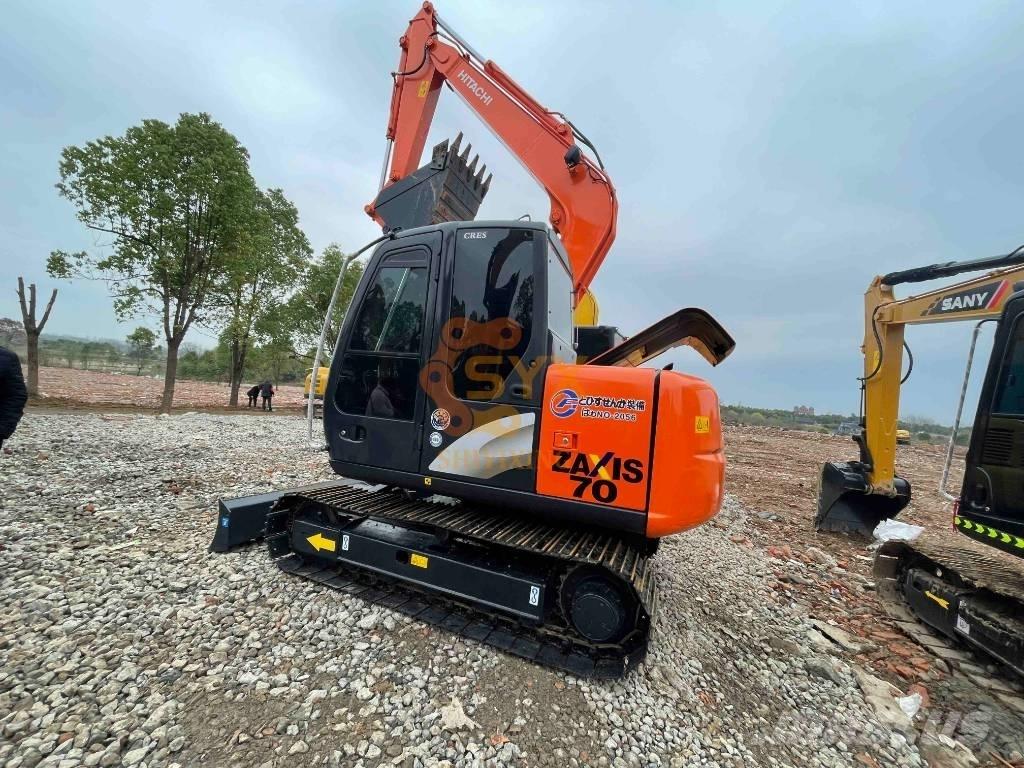 Hitachi ZX 70 Közepes (midi) kotrók 7 t - 12 t