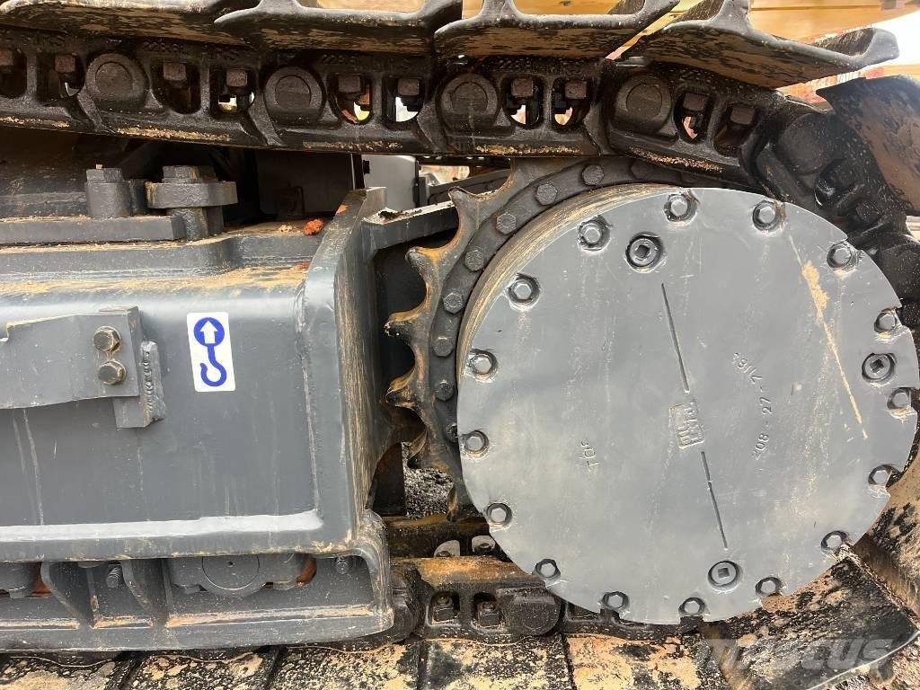 Komatsu PC 450 LC-8 Lánctalpas kotrók
