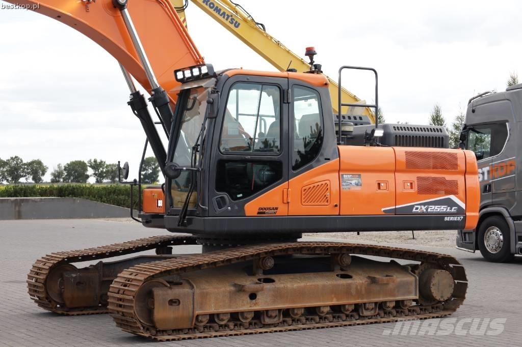 Doosan DX255LC-7 Lánctalpas kotrók