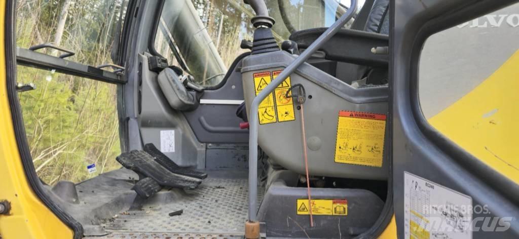 Volvo EC 240 LC Lánctalpas kotrók