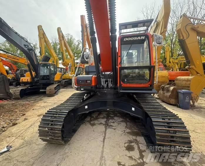 Doosan DX300LC-9C Lánctalpas kotrók