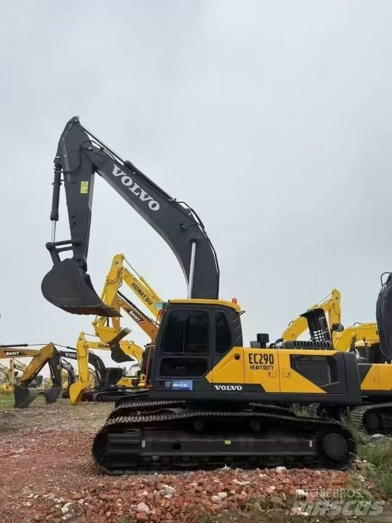 Volvo 290 Lánctalpas kotrók