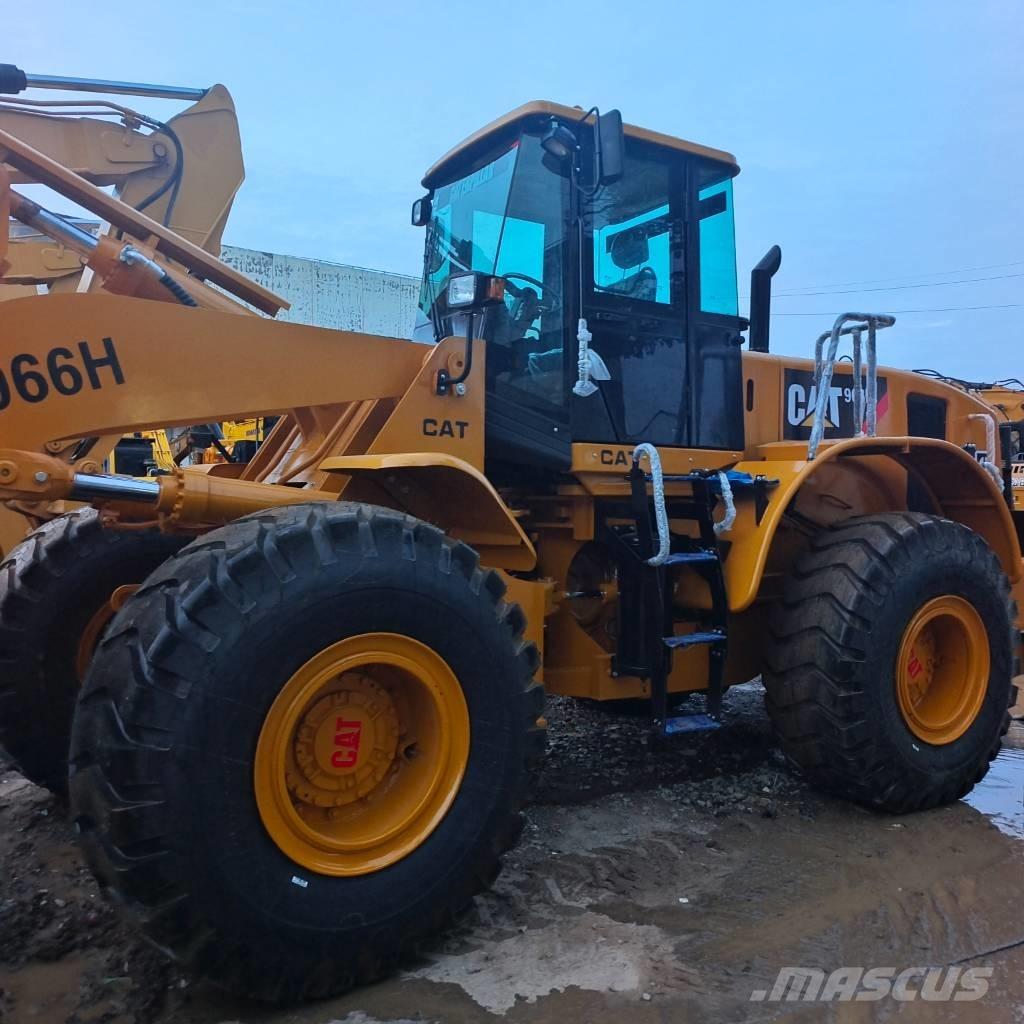 CAT 966 H Gumikerekes homlokrakodók