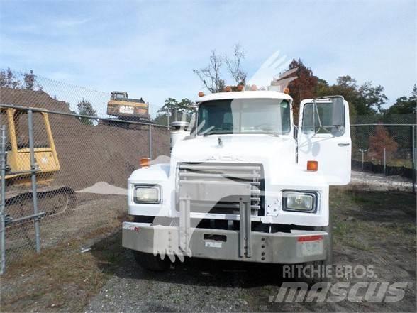 Mack DM600 Építőipar - Egyebek