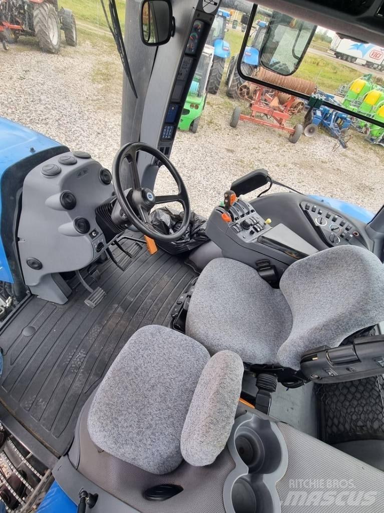 New Holland T 8040 Traktorok