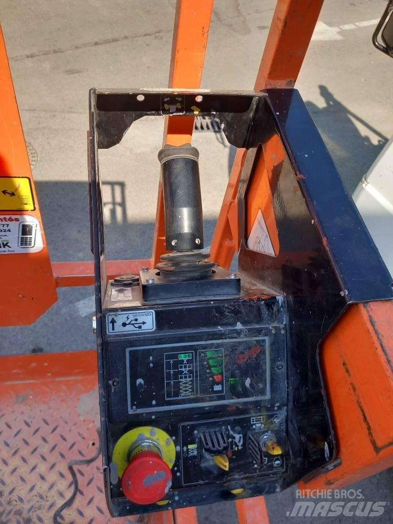 JLG 4045R Ollós emelők