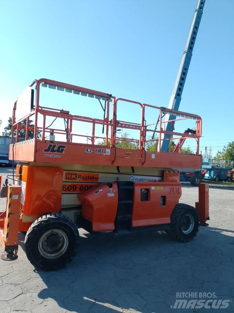 JLG 4394 RT Ollós emelők