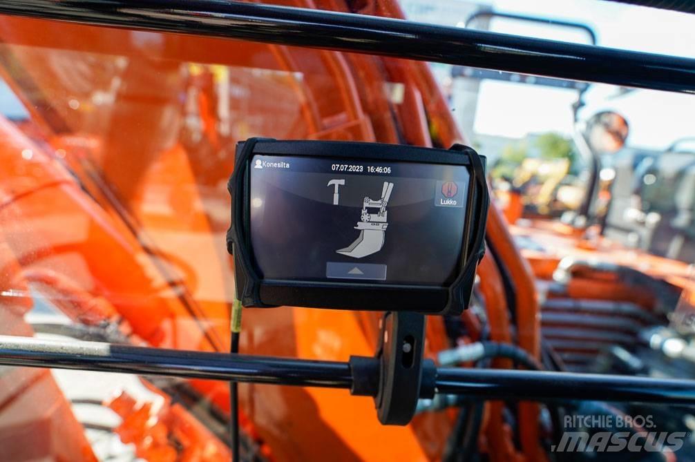Hitachi ZX 140 W-6 Gumikerekes kotrók