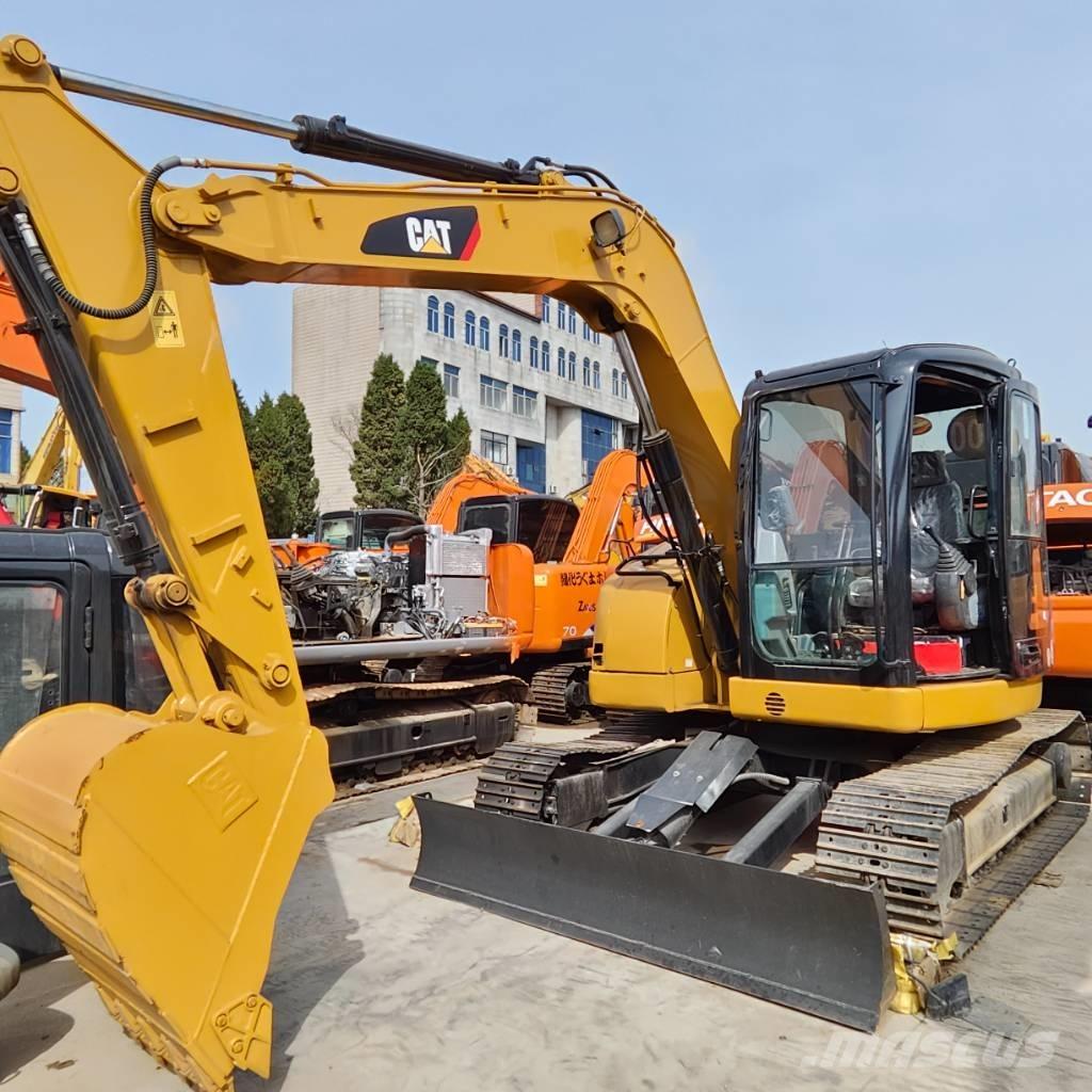 CAT 308 D Közepes (midi) kotrók 7 t - 12 t