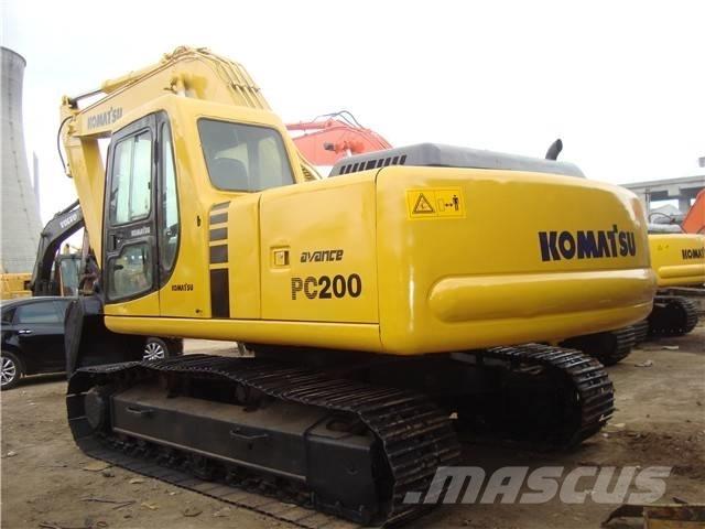 Komatsu PC 200 Lánctalpas kotrók