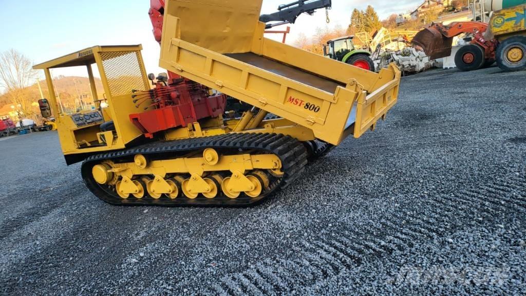 Morooka MST 800 E Lánctalpas dömperek
