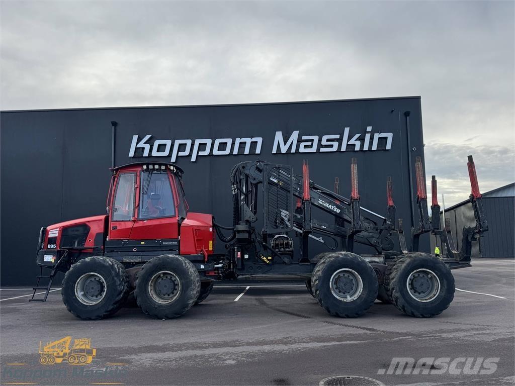 Komatsu 895 Kihordók