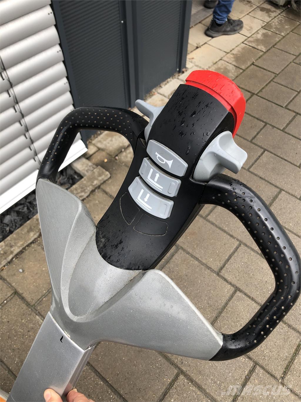 Still EXU16 Gyalogkíséretű targonca