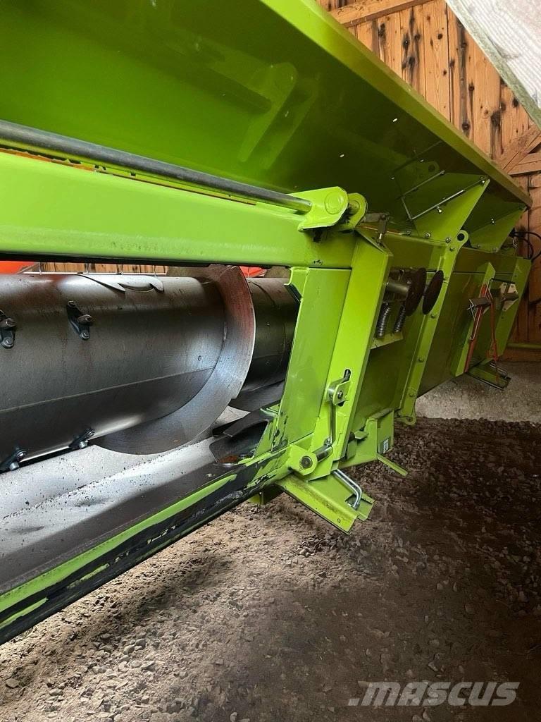 CLAAS V 750 Kombájn adapterek