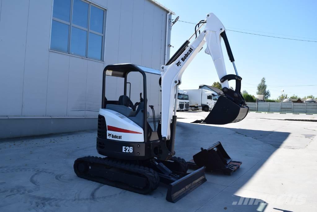 Bobcat E 26 Mini kotrók < 7t