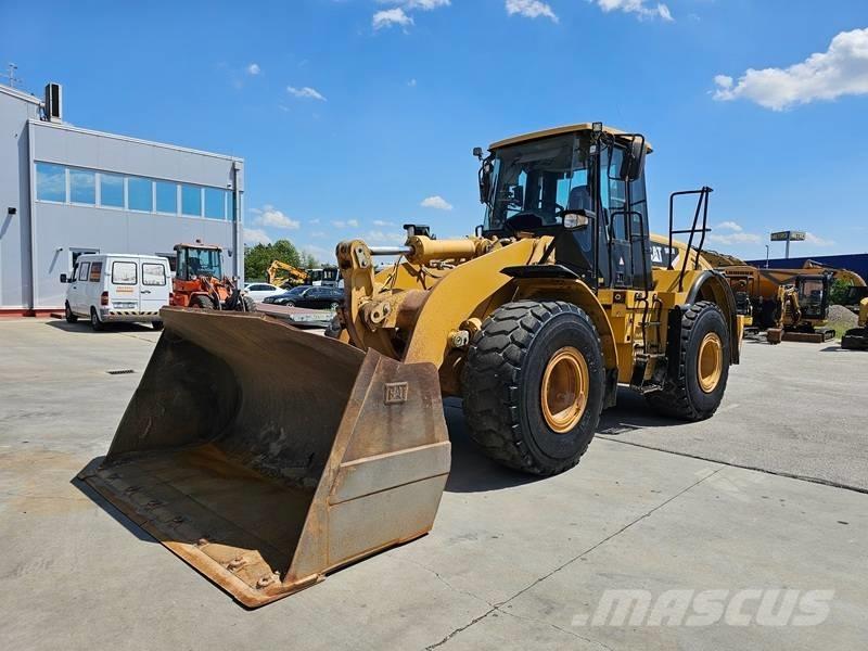 CAT 962 H Gumikerekes homlokrakodók