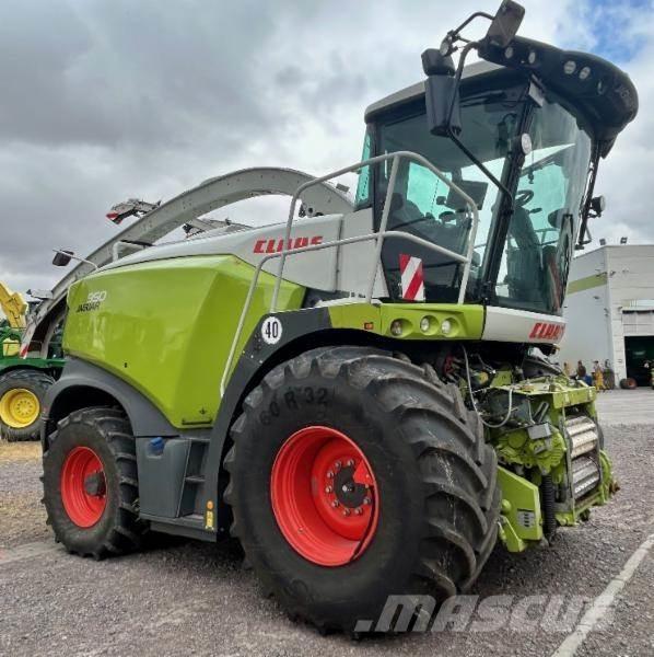 CLAAS JAGUAR 950 Önjáró szecskázók