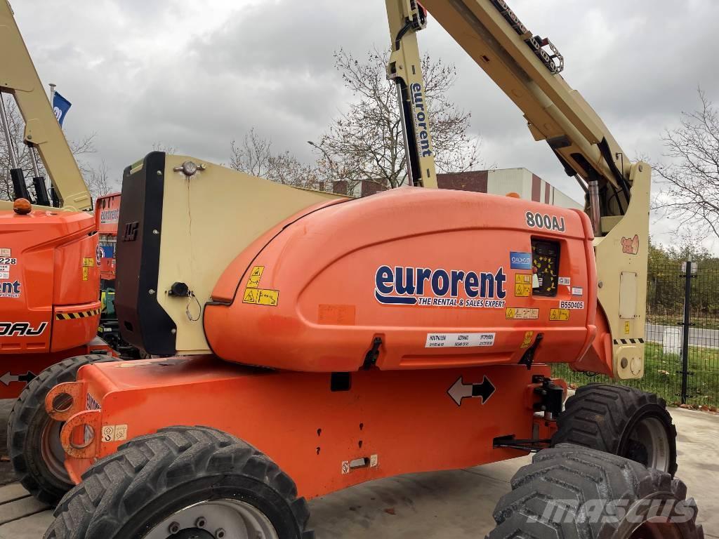 JLG 800 AJ Karos emelők