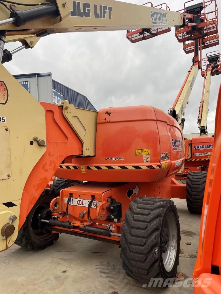 JLG 800 AJ Karos emelők